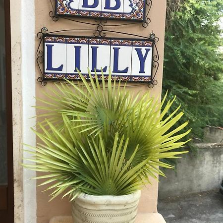 Lilly Bed and Breakfast Sulmona Esterno foto