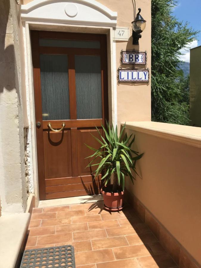 Lilly Bed and Breakfast Sulmona Esterno foto