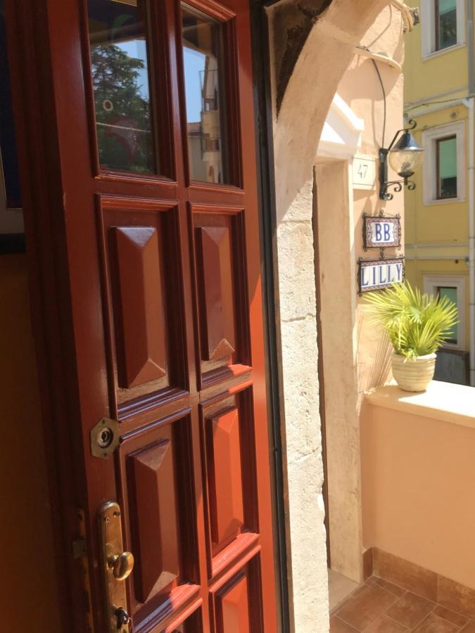 Lilly Bed and Breakfast Sulmona Esterno foto
