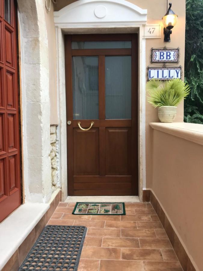 Lilly Bed and Breakfast Sulmona Esterno foto