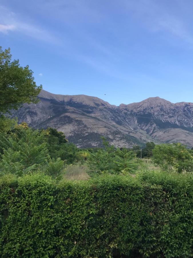 Lilly Bed and Breakfast Sulmona Esterno foto